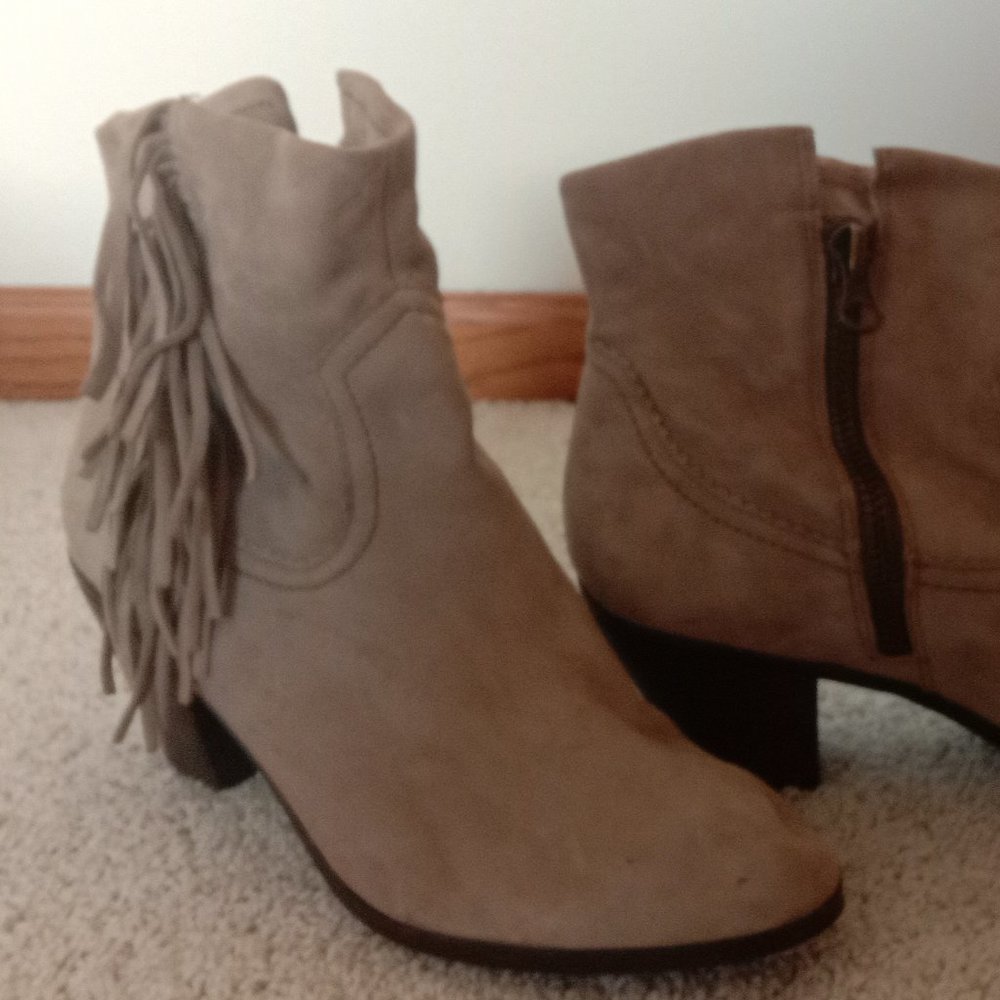 Low Cut Boots size 12